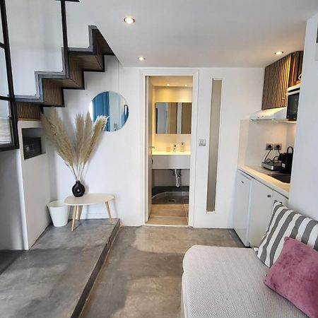 Euphoria Suites & Deluxe Studios Тира Экстерьер фото
