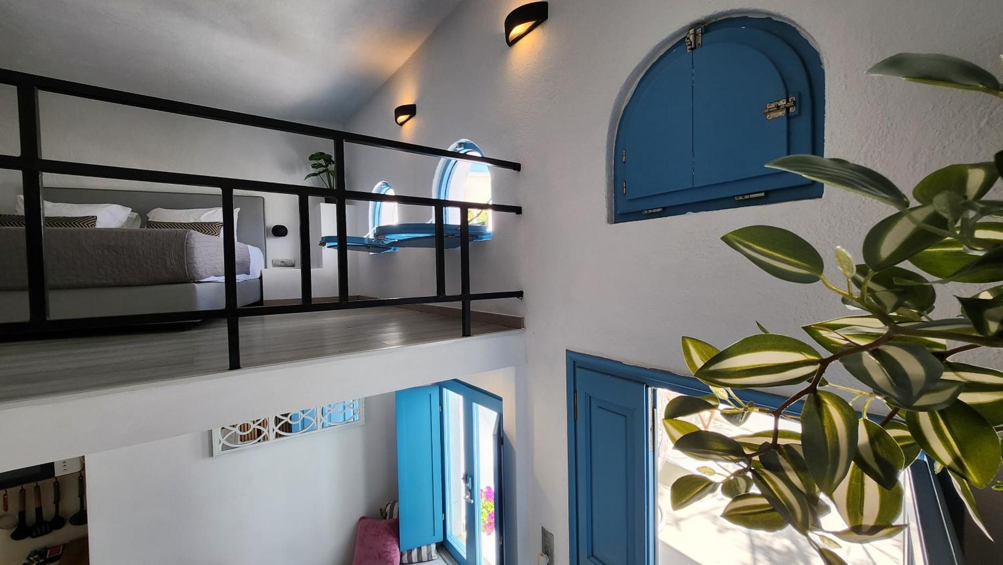 Euphoria Suites & Deluxe Studios Тира Экстерьер фото