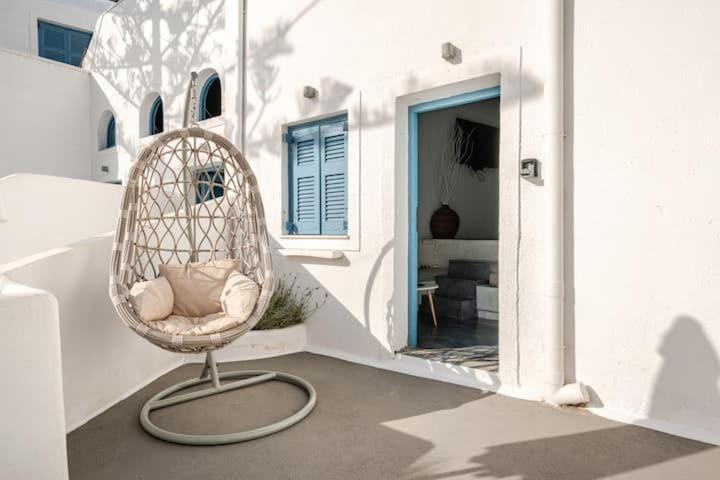 Euphoria Suites & Deluxe Studios Тира Экстерьер фото